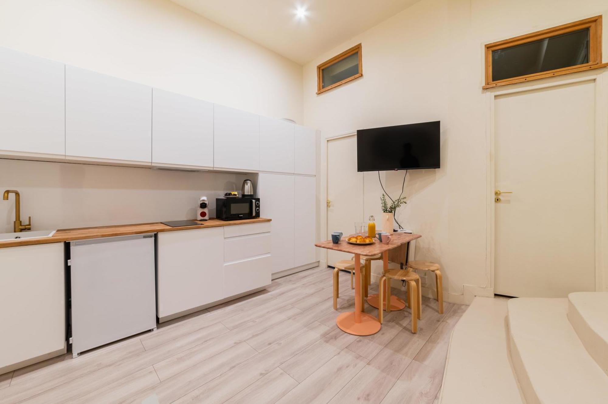 Charmant Appartement Moderne Haut Marais - 4P - Flat-Guest Parigi Esterno foto