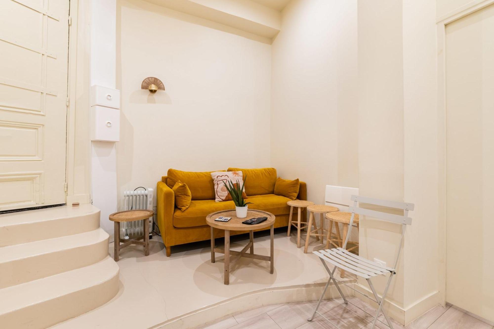 Charmant Appartement Moderne Haut Marais - 4P - Flat-Guest Parigi Esterno foto