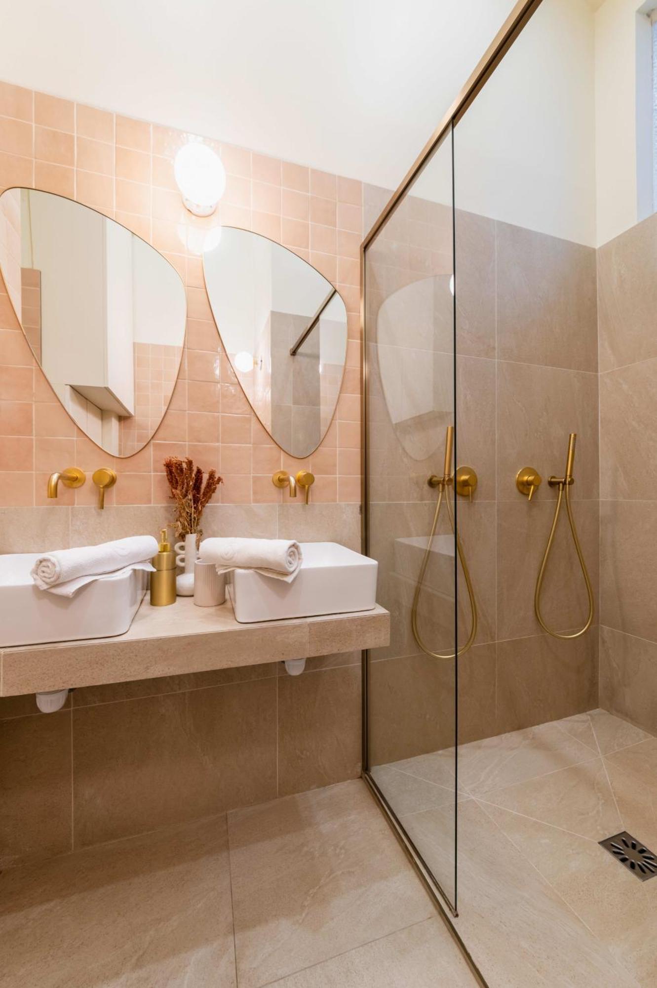 Charmant Appartement Moderne Haut Marais - 4P - Flat-Guest Parigi Esterno foto