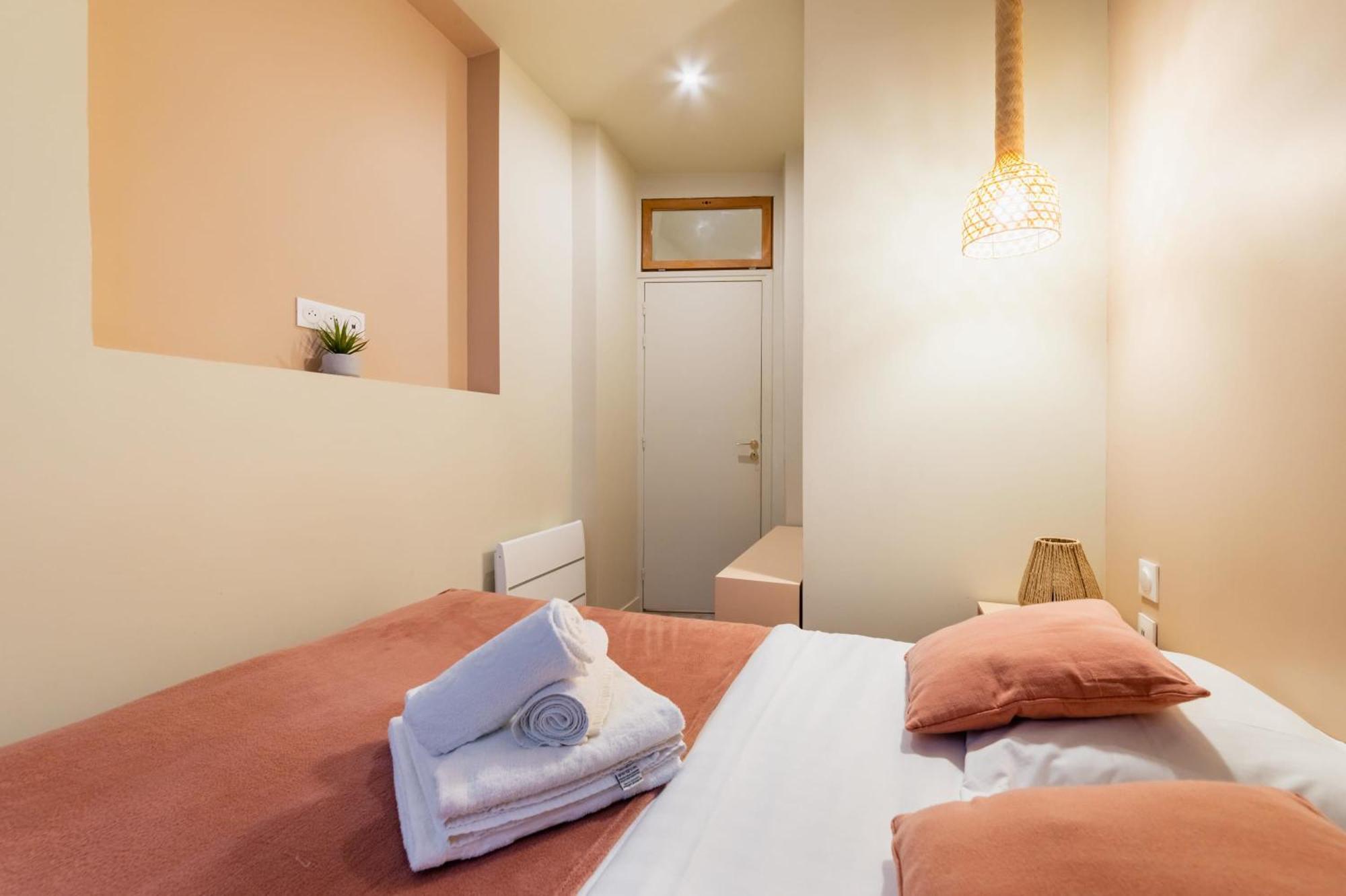 Charmant Appartement Moderne Haut Marais - 4P - Flat-Guest Parigi Esterno foto